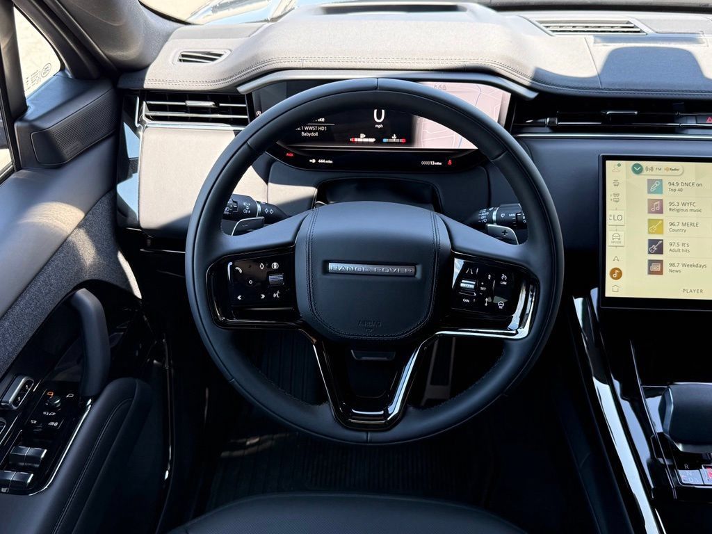 New 2026 Land Rover Range Rover Sport Dynamic SE AWD/4WD image 15