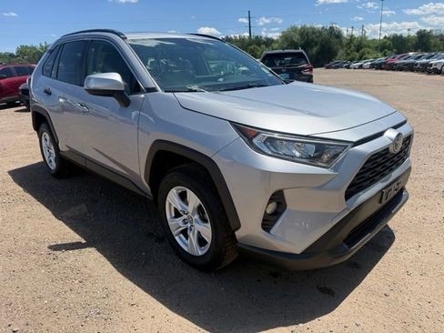 Used 2019 Toyota RAV4 XLE w/ Convenience Package AWD/4WD image 8