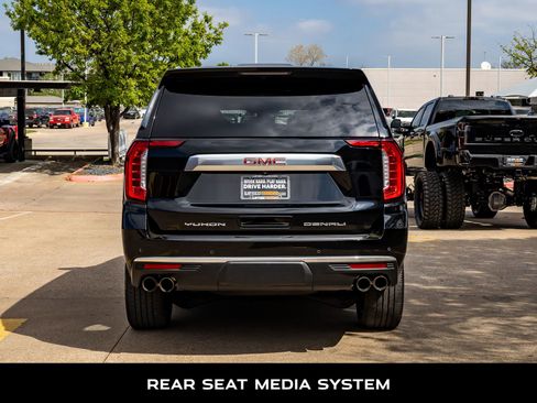 Used 2021 GMC Yukon Denali image 7