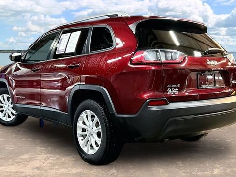 Used 2021 Jeep Cherokee Latitude image 4