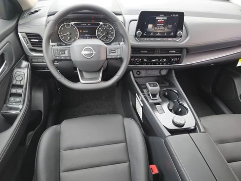 New 2026 Nissan Rogue SV w/ SV Premium Package image 3