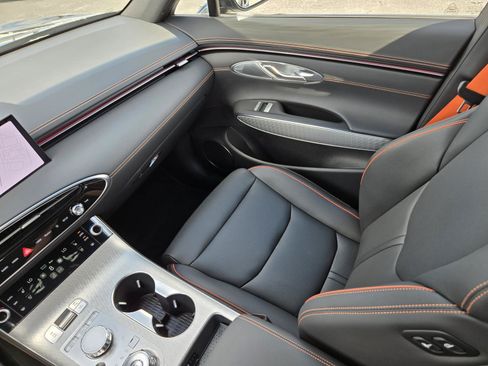 Used 2026 Genesis GV70 2.5T Sport Prestige AWD/4WD image 21