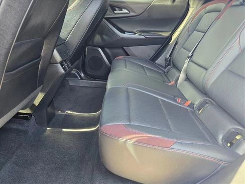 Used 2025 Chevrolet Equinox RS FWD image 18