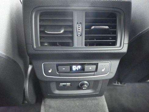 Used 2022 Audi SQ5 Prestige w/ Prestige Package AWD/4WD image 13