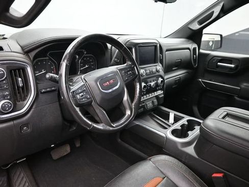 Used 2021 GMC Sierra 1500 AT4 w/ AT4 Premium Package AWD/4WD image 8