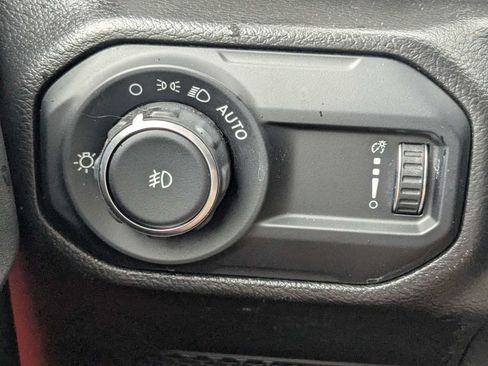 Used 2023 Jeep Wrangler Unlimited Sport AWD/4WD image 24
