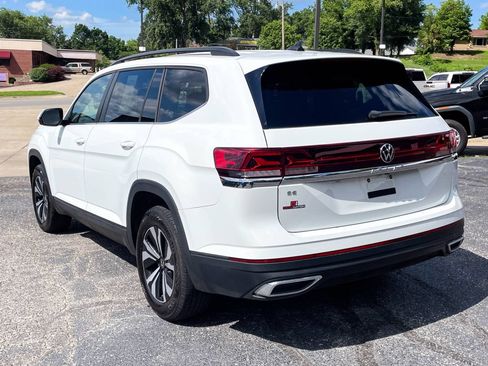 Used 2024 Volkswagen Atlas SE FWD image 5