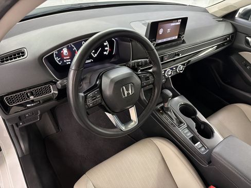 Certified 2024 Honda Civic EX-L image 4