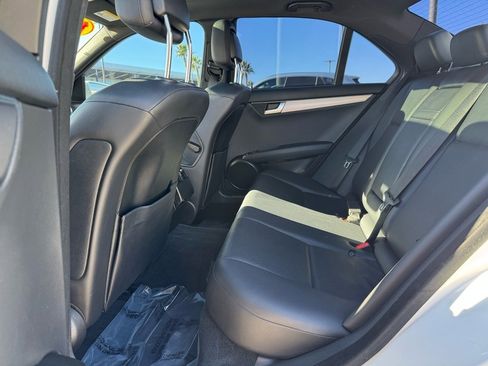 Used 2013 Mercedes-Benz C 250 Luxury image 16