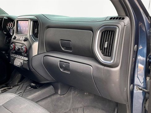 Used 2021 Chevrolet Silverado 1500 LT w/ Bed Protection Package image 17