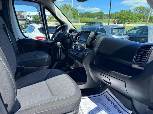 Used 2024 RAM ProMaster 3500 w/ Convenience Group image 11