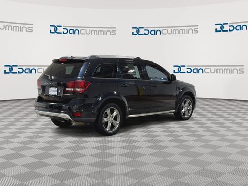 Used 2017 Dodge Journey Crossroad FWD image 8