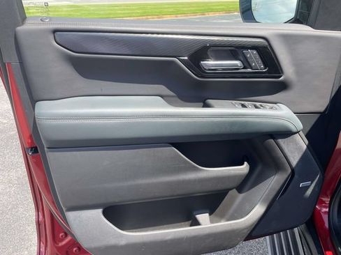 Certified 2026 GMC Yukon AT4 w/ AT4 Premium Package AWD/4WD image 14