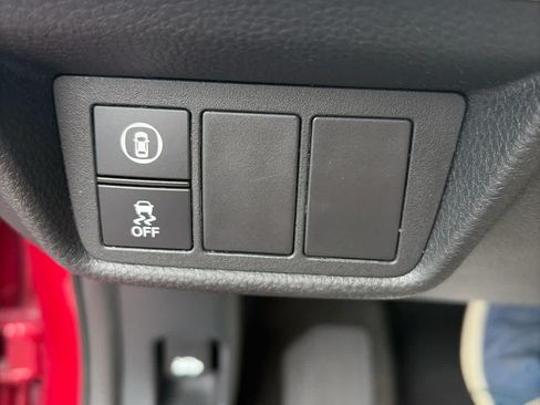 Used 2018 Honda Accord LX image 23