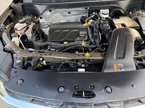 Certified 2024 Chevrolet Trax LT w/ Sunroof Package image 21