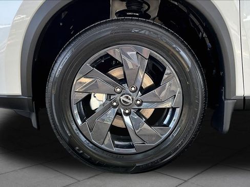 New 2026 Nissan Rogue SV w/ Cold Weather Package FWD image 11