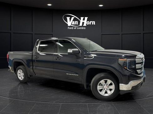 Used 2023 GMC Sierra 1500 SLE AWD/4WD image 1