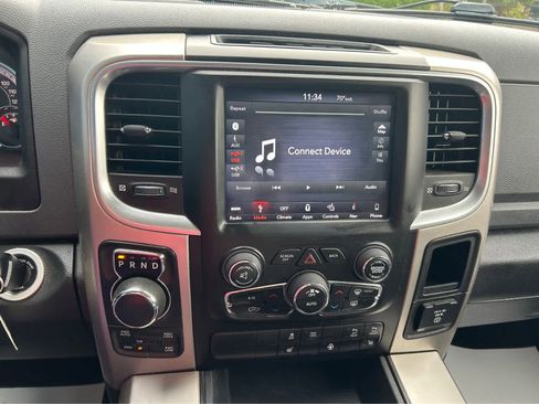 Used 2018 RAM 1500 Big Horn image 19