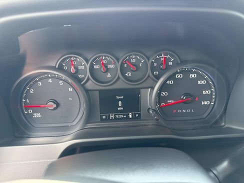 Used 2020 Chevrolet Silverado 1500 Custom Trail Boss w/ Custom Convenience Package AWD/4WD image 26