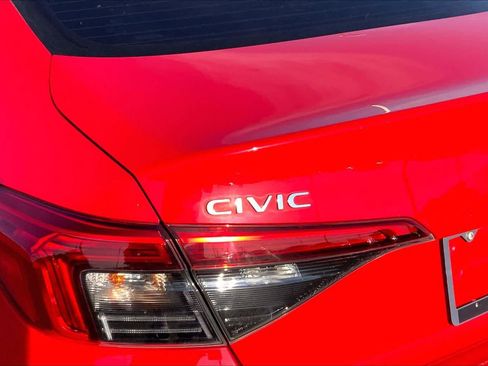 Used 2024 Honda Civic Sport image 10
