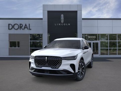 New 2026 Lincoln Nautilus Premier AWD/4WD image 2