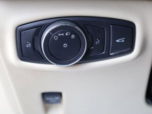 Used 2014 Lincoln MKZ w/ Equipment Group 102A Reserve image 33