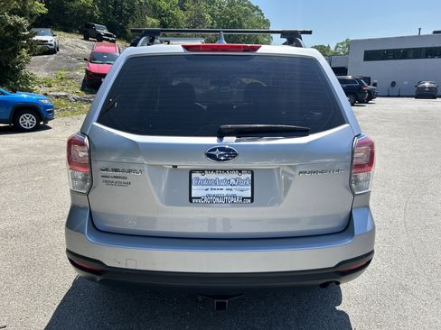 Used 2018 Subaru Forester 2.5i w/ Alloy Wheel Package AWD/4WD image 5