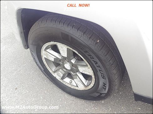 Used 2008 Jeep Liberty Sport image 19