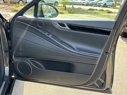 Used 2023 Genesis G80 2.5T image 14