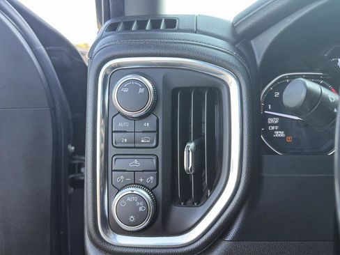 Used 2019 GMC Sierra 1500 SLE w/ SLE Value Package AWD/4WD image 13