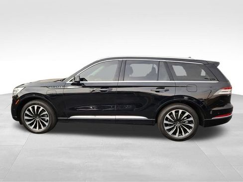 Used 2023 Lincoln Aviator Black Label Grand Touring w/ Class IV Trailer Tow Package AWD/4WD image 2