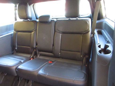 Used 2025 Ford Expedition Max Platinum w/ Stealth Performance Package AWD/4WD image 25