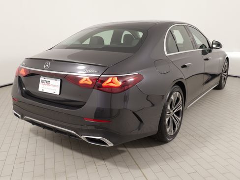 Used 2025 Mercedes-Benz E 350 4MATIC Sedan image 13