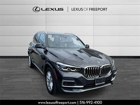 Used 2023 BMW X5 xDrive40i w/ Premium Package image 1