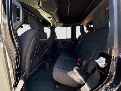 Used 2022 Jeep Wrangler Unlimited Rubicon w/ LED Lighting Group image 20