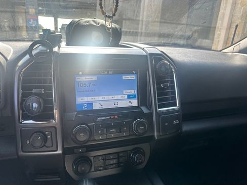 Used 2016 Ford F150 XLT w/ Equipment Group 302A Luxury RWD image 12