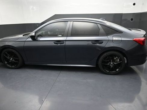 Used 2024 Honda Civic Sport image 9