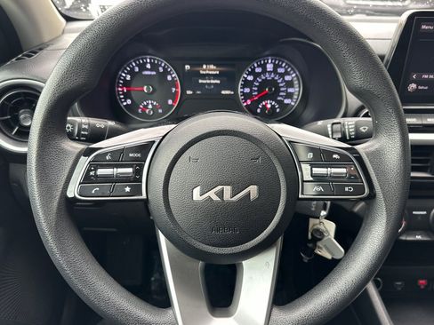 Certified 2024 Kia Forte LXS image 23