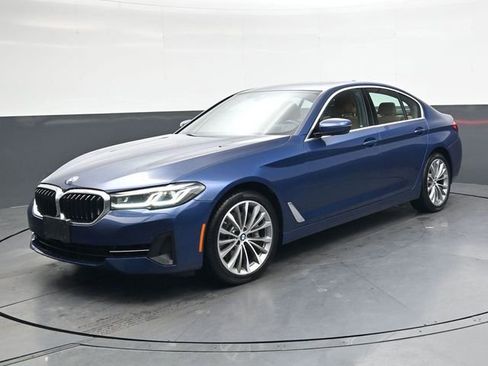 Used 2022 BMW 540i xDrive w/ Premium Package image 10
