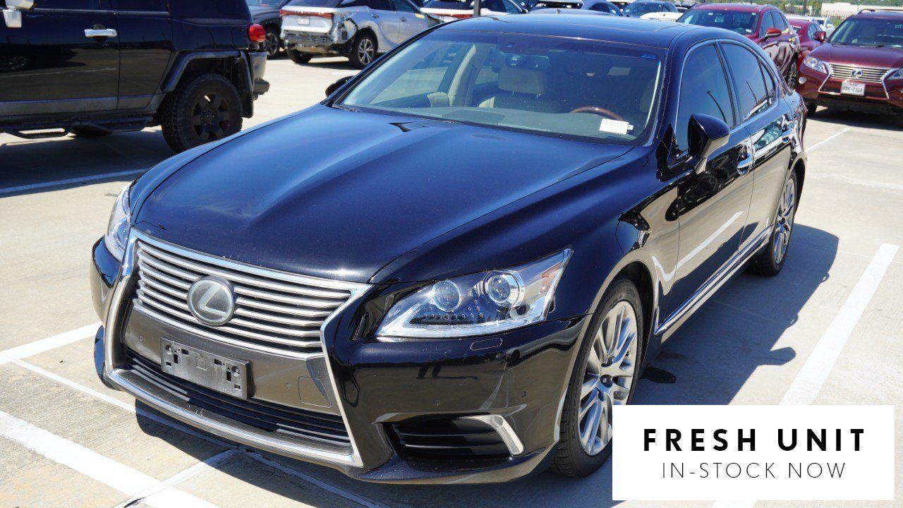 Used 2017 Lexus LS 460 w/ Comfort Package RWD image 1
