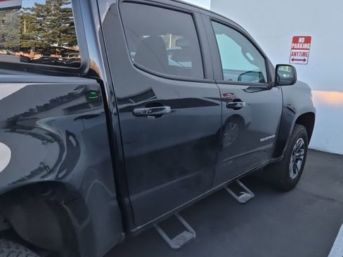 Used 2022 Chevrolet Colorado Z71 image 6