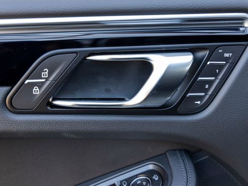 New 2026 Porsche Macan S image 22