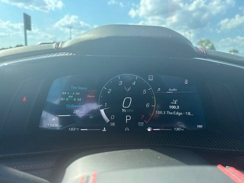 Used 2023 Chevrolet Corvette Stingray Premium Conv w/ Z51 Performance Package RWD image 25