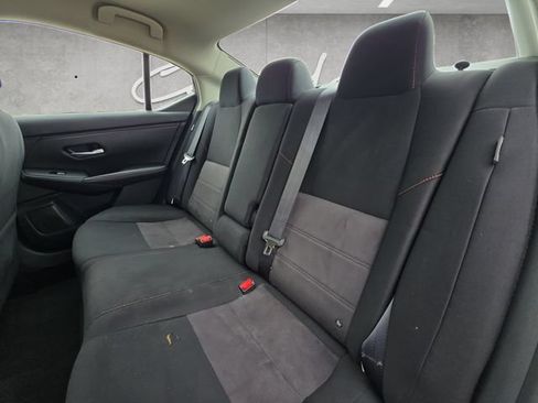 Used 2025 Nissan Sentra SR FWD image 22
