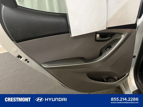 Used 2015 Hyundai Elantra SE w/ Option Group 02 image 26