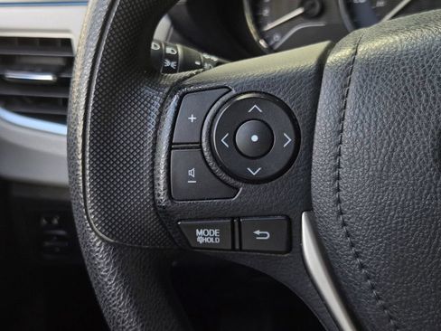 Used 2015 Toyota Corolla LE FWD image 22