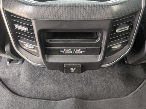 Used 2025 RAM 1500 Big Horn RWD image 33