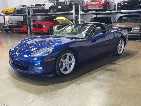 Used 2006 Chevrolet Corvette Coupe RWD image 9