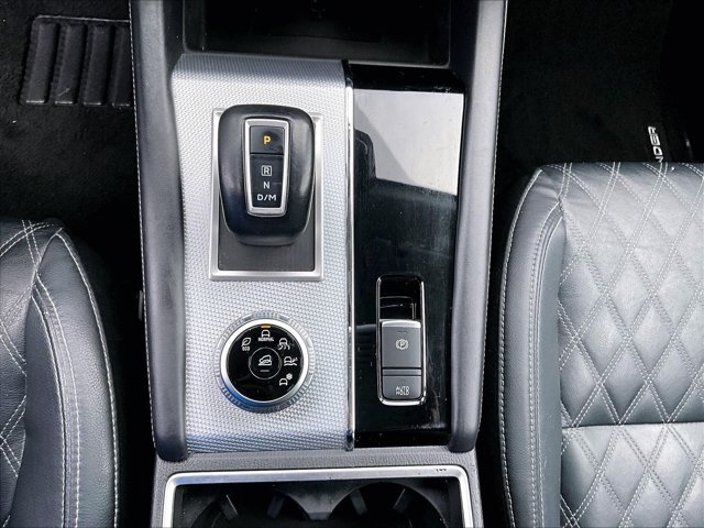 Used 2023 Mitsubishi Outlander SEL FWD image 25