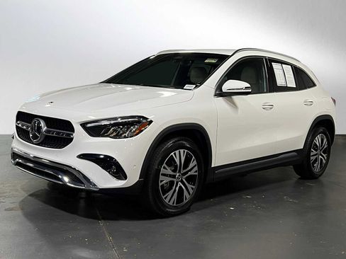 Certified 2025 Mercedes-Benz GLA 250 GLA 250 image 3